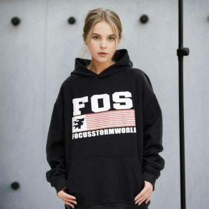 bold solid color hoodie with letter print   urban chic 8358