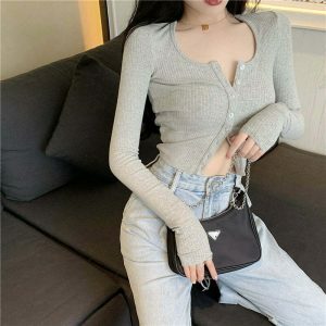 chic buttoned thin knit crop top   sleek long sleeve design 6854