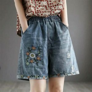 retro floral embroidered denim shorts   chic & youthful 7631