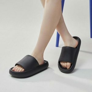 youthful anti slip summer sandals   trendy & comfortable 6545