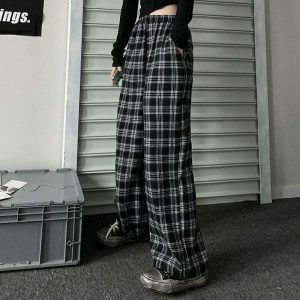 youthful black plaid sweatpants oversized & trendy comfort 5229